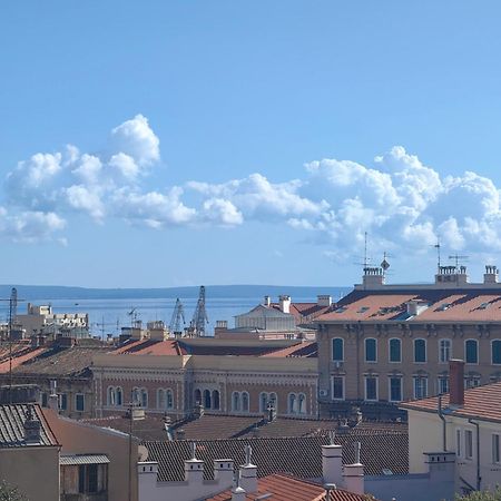 '2R' City Center Holidays And Workstays Rijeka Ngoại thất bức ảnh